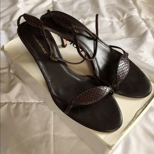 Brown Banana Republic heels